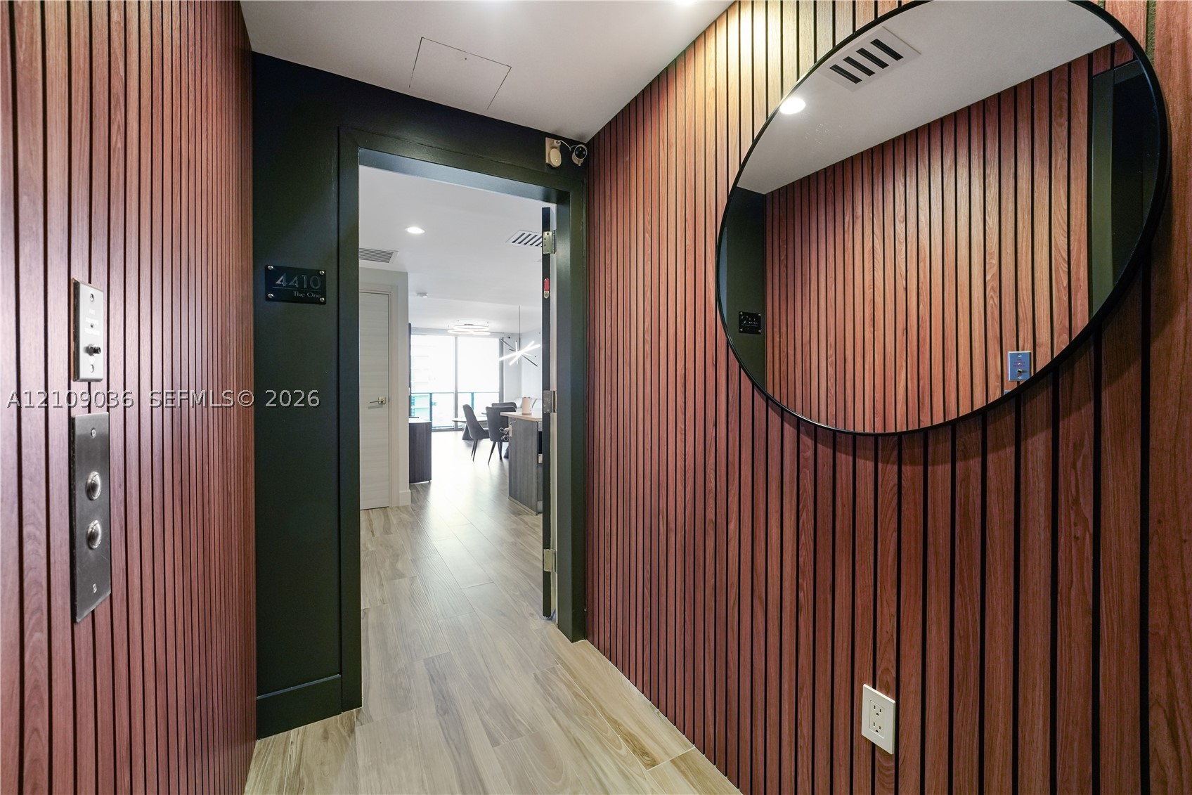 801 S Miami Ave #4410, Miami FL 33130