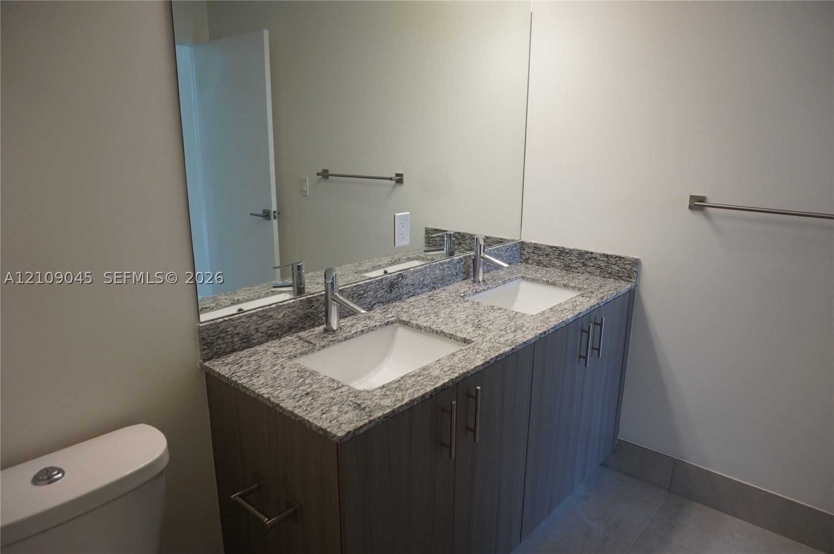 5350 NW 84th Ave #1207, Doral FL 33166