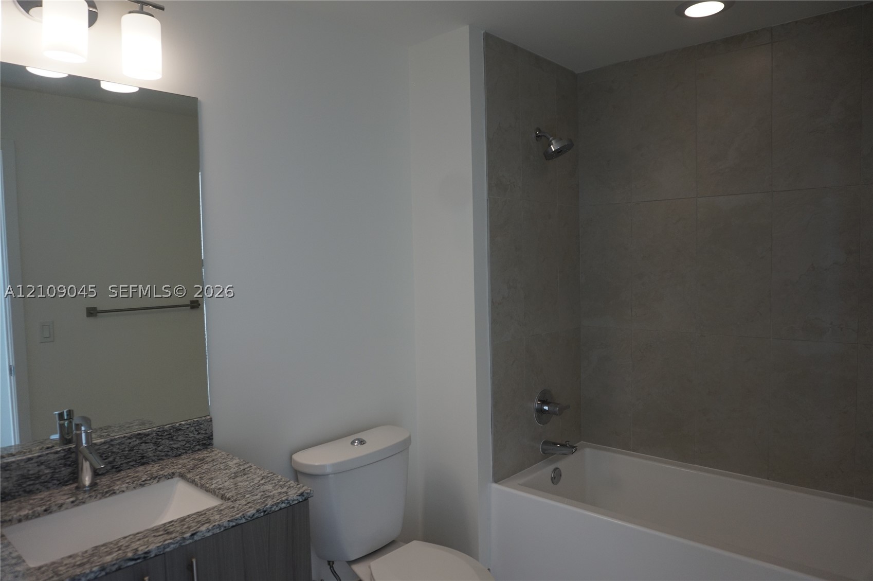 5350 NW 84th Ave #1207, Doral FL 33166