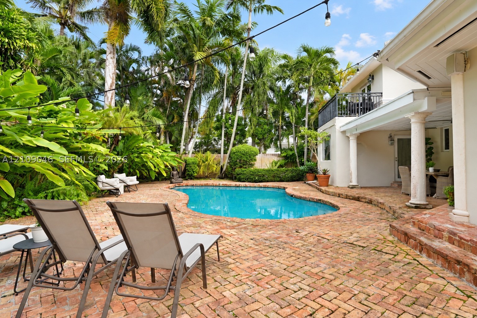 781 NE 73rd St, Miami FL 33138