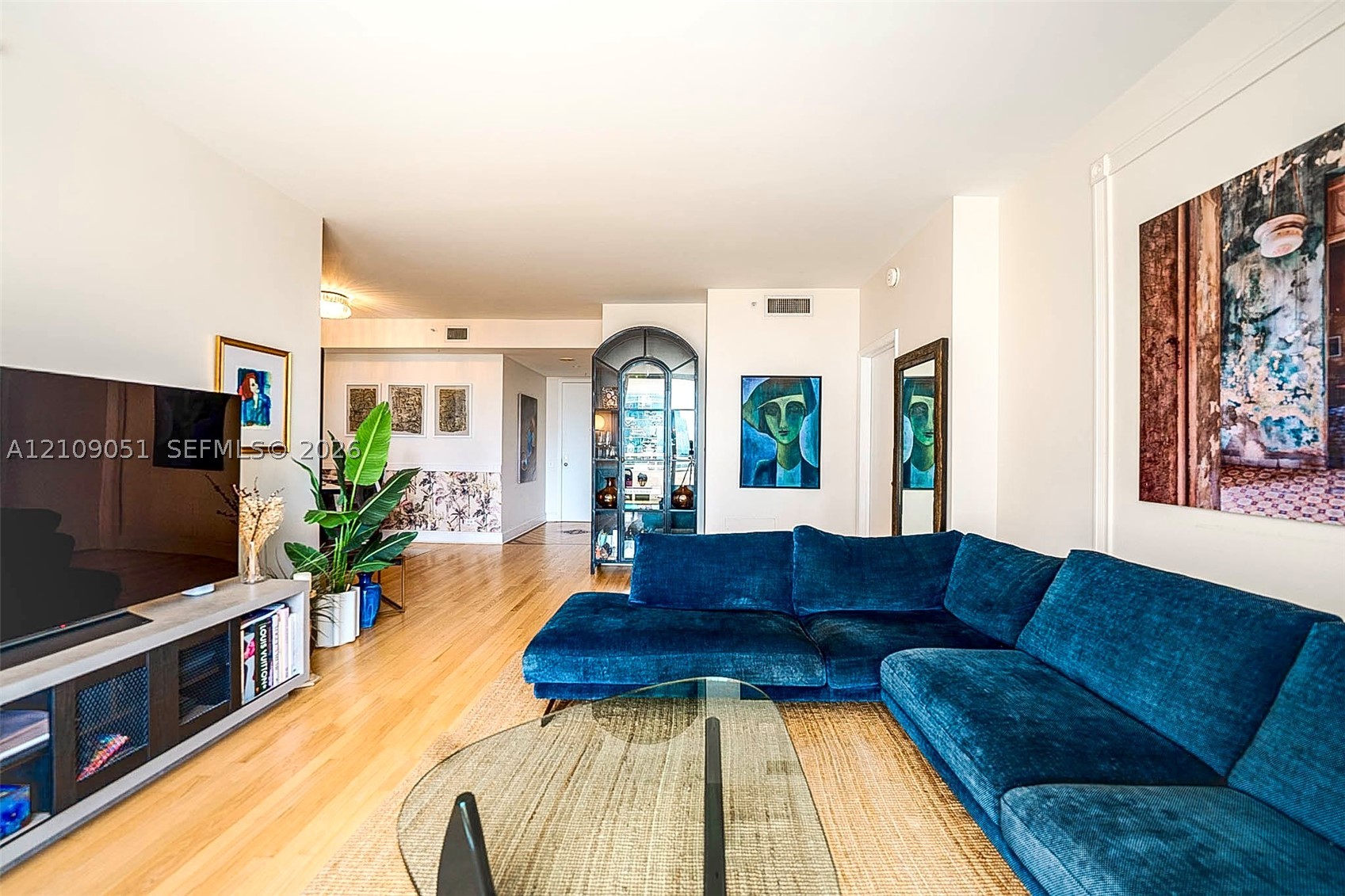 888 Brickell Key Dr #903, Miami FL 33131