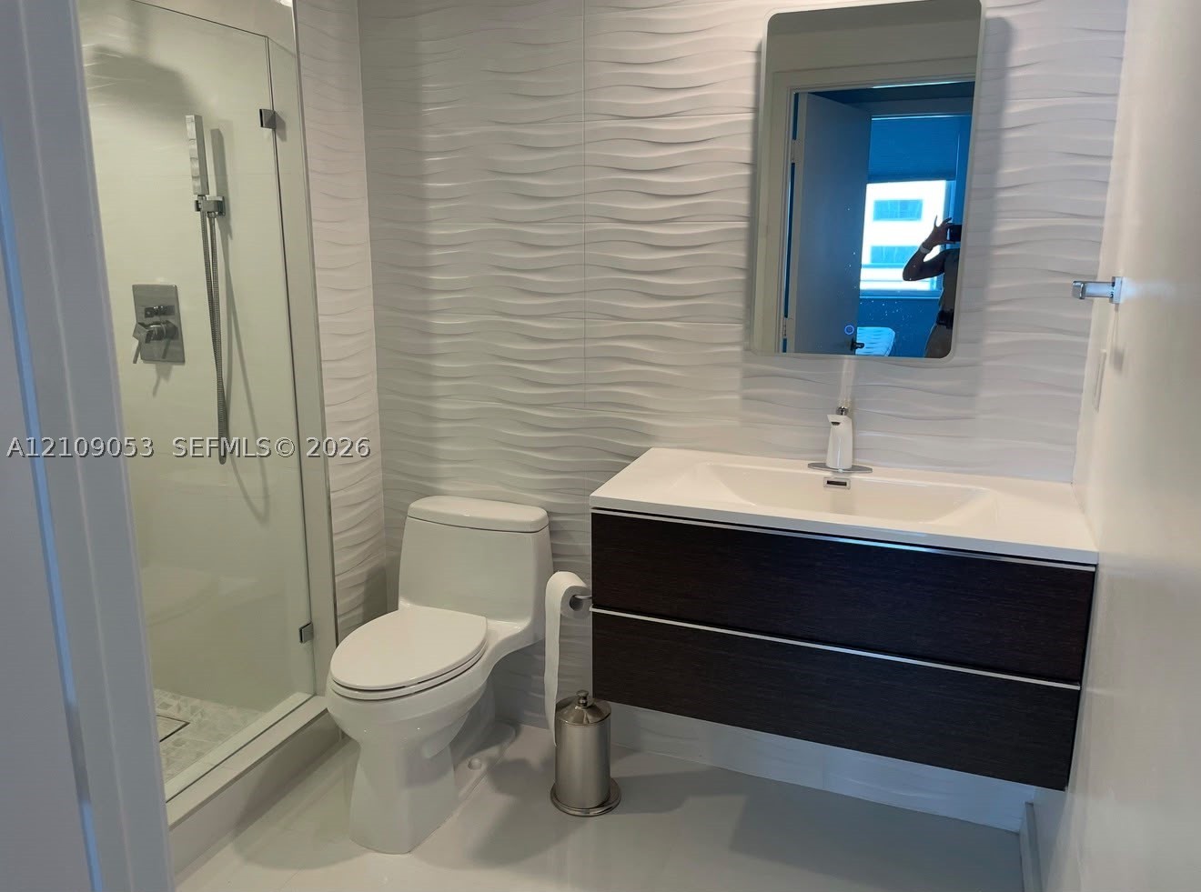 335 S Biscayne Blvd #3104, Miami FL 33131