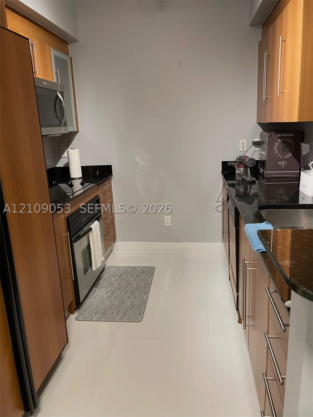 335 S Biscayne Blvd #3104, Miami FL 33131