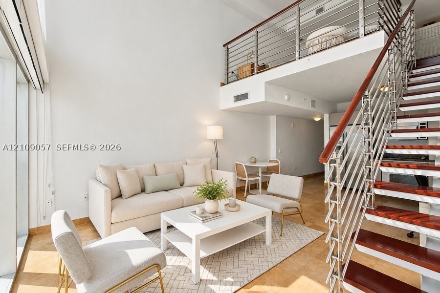 41 SE 5th St #2104, Miami FL 33131