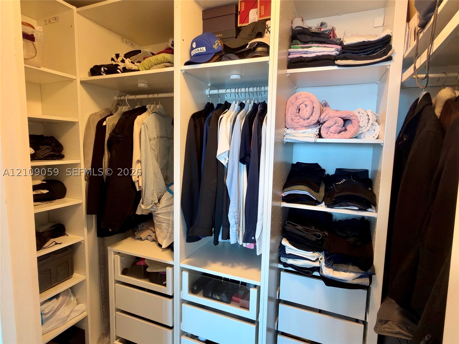 2900 NE 7th Ave #1106, Miami FL 33137