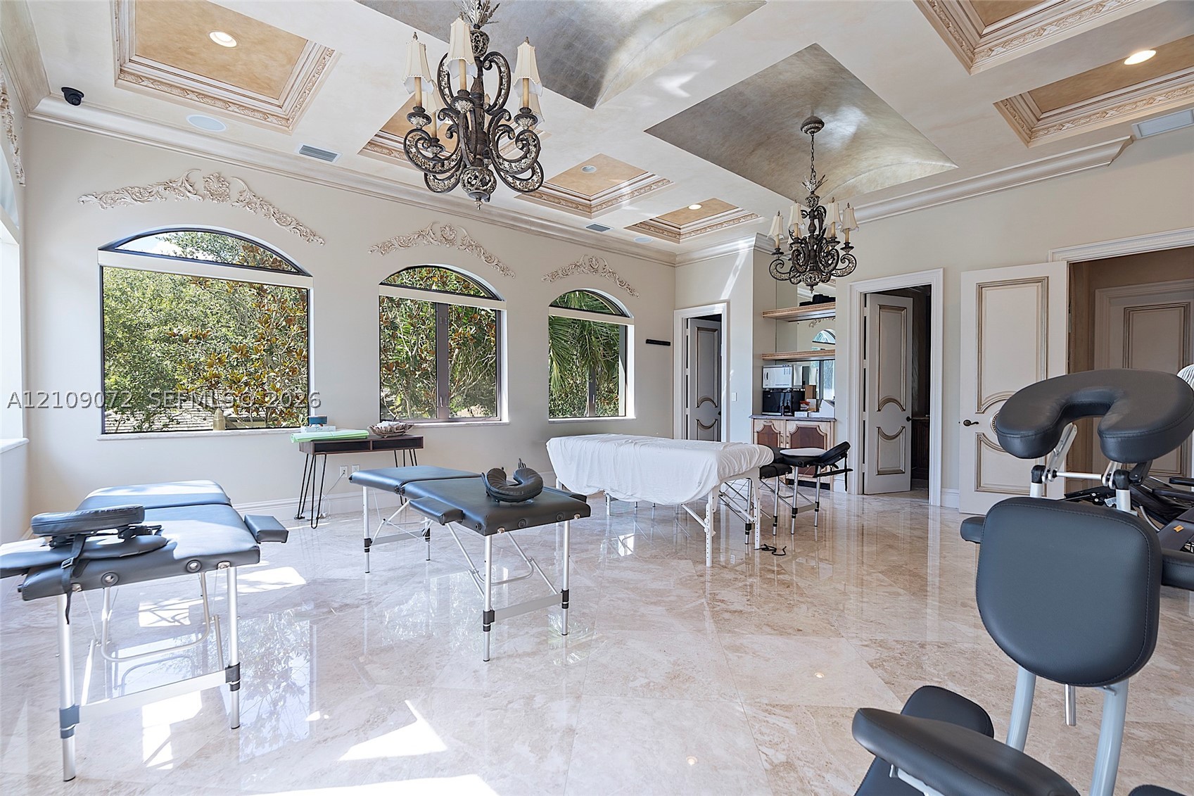 3600 Estate Oak Cir, Hollywood FL 33312