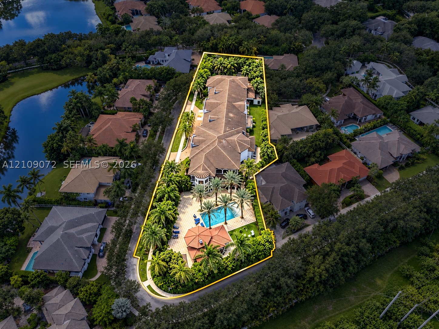 3600 Estate Oak Cir, Hollywood FL 33312
