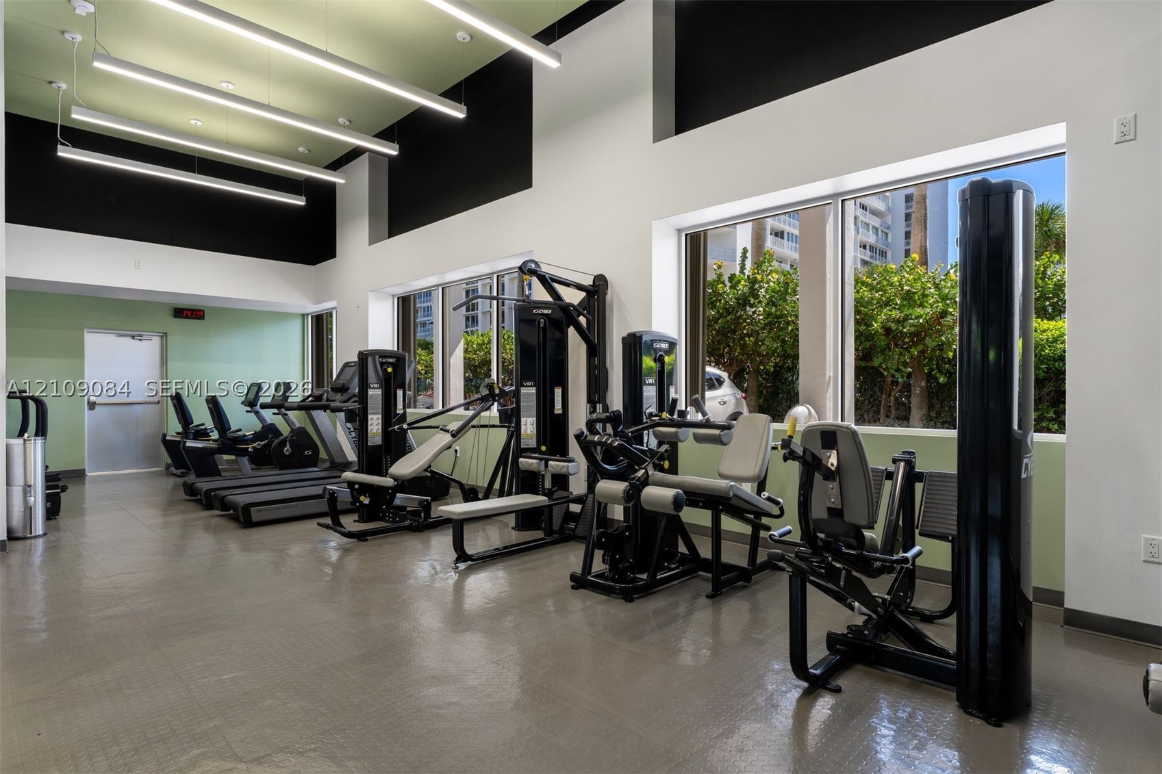 881 Ocean Dr #23C, Key Biscayne FL 33149