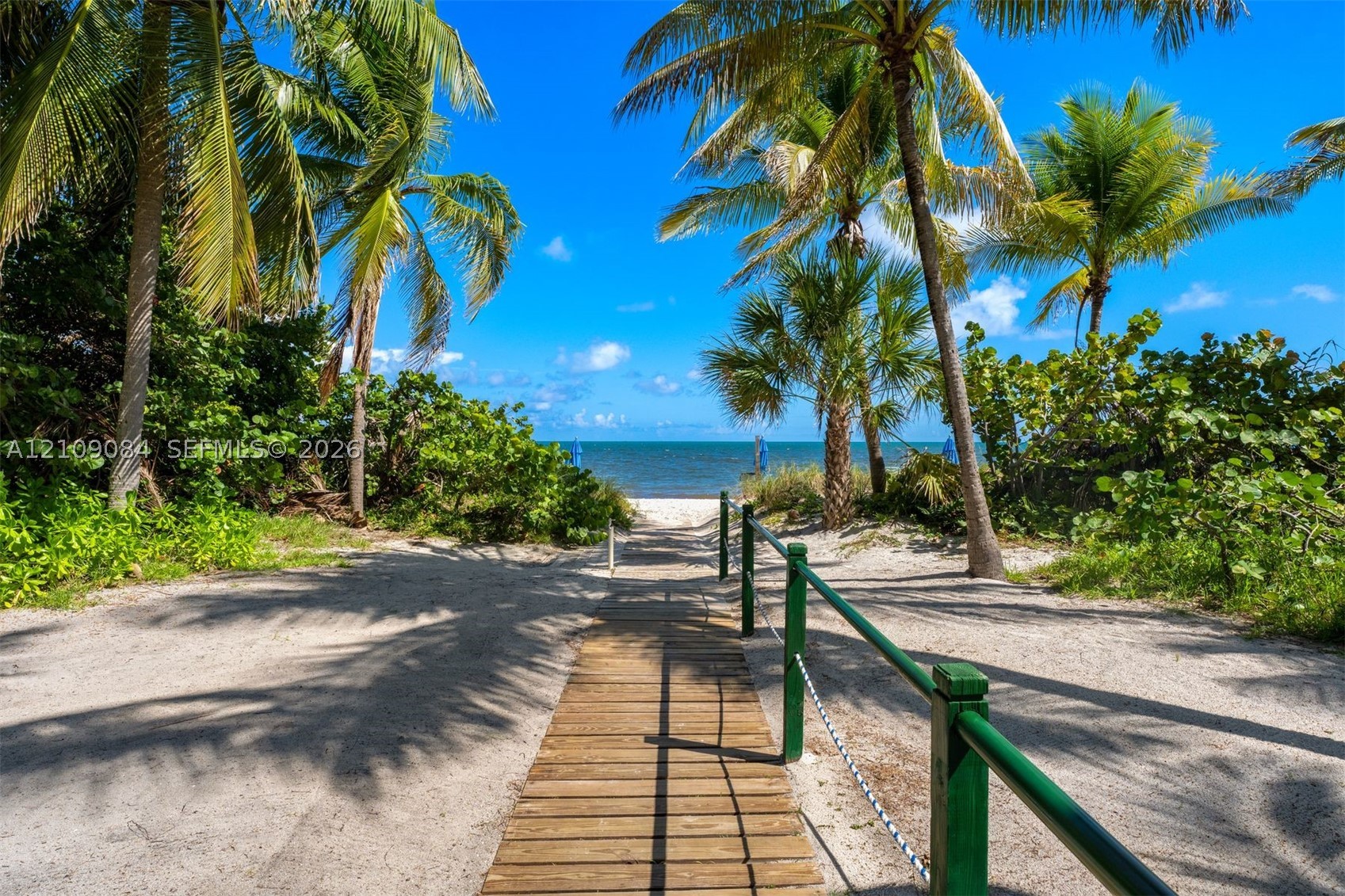 881 Ocean Dr #23C, Key Biscayne FL 33149