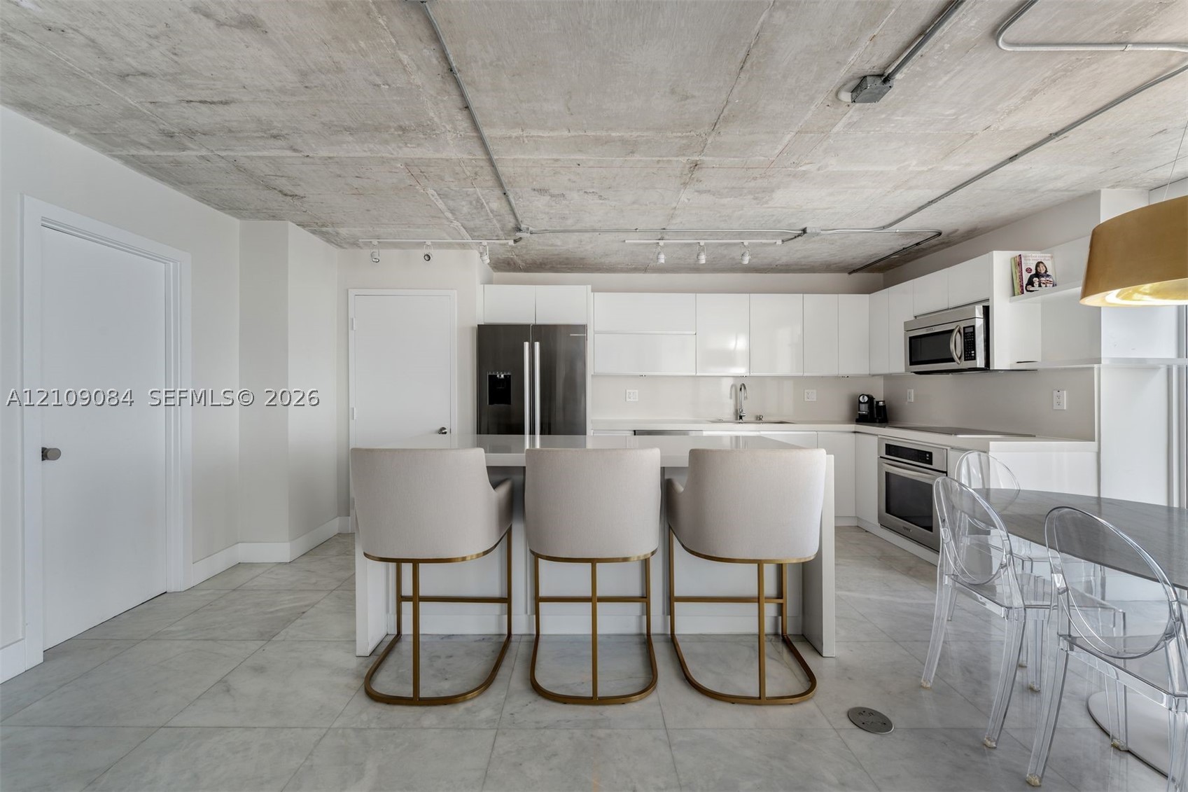 881 Ocean Dr #23C, Key Biscayne FL 33149
