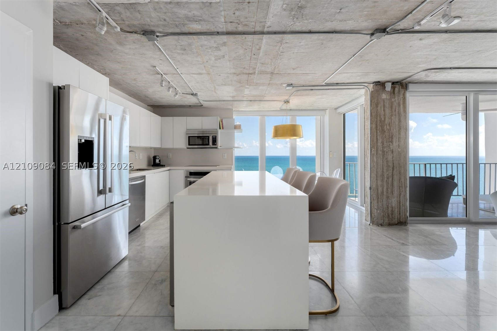 881 Ocean Dr #23C, Key Biscayne FL 33149