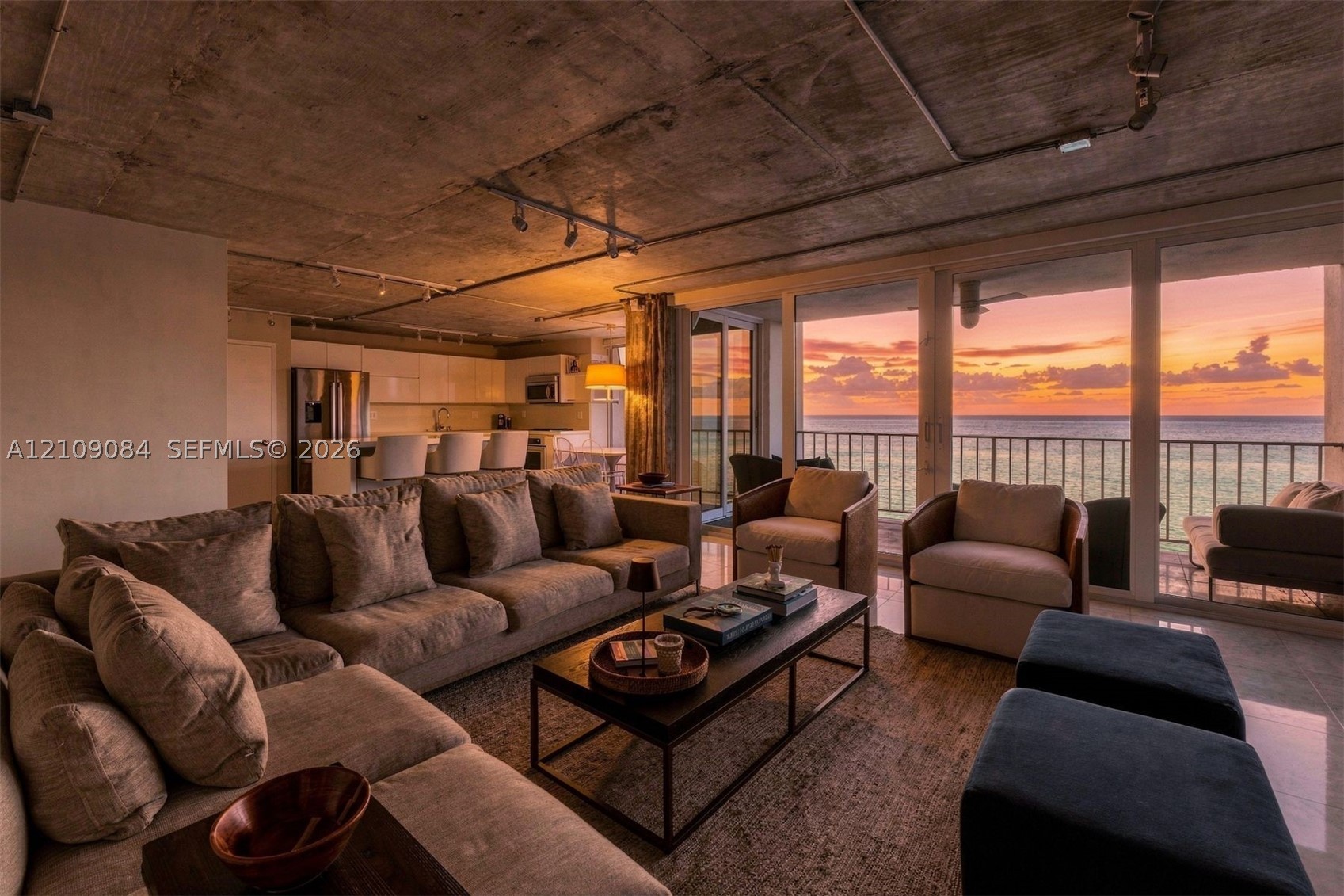 881 Ocean Dr #23C, Key Biscayne FL 33149
