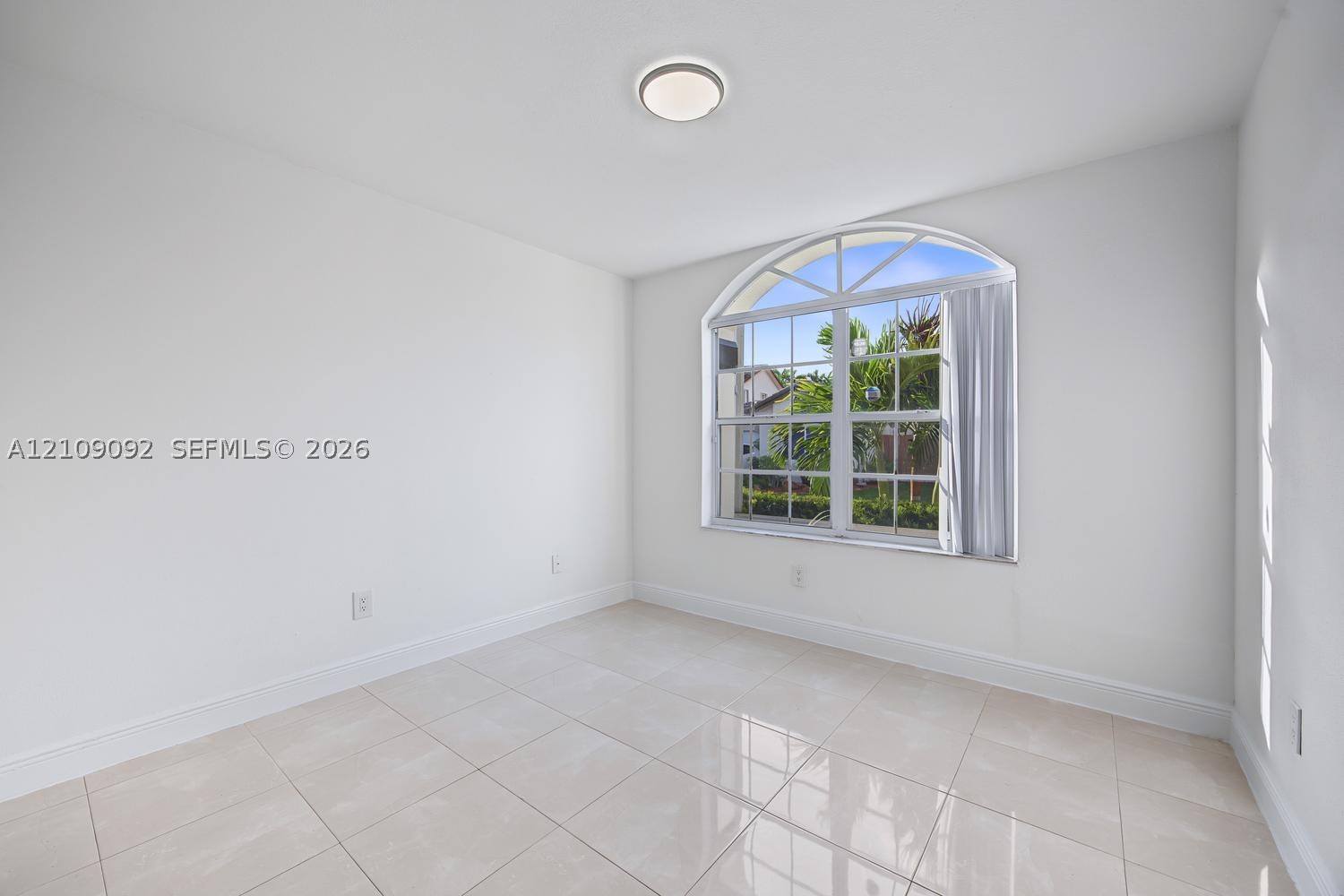Miami FL 33196 - A12109092