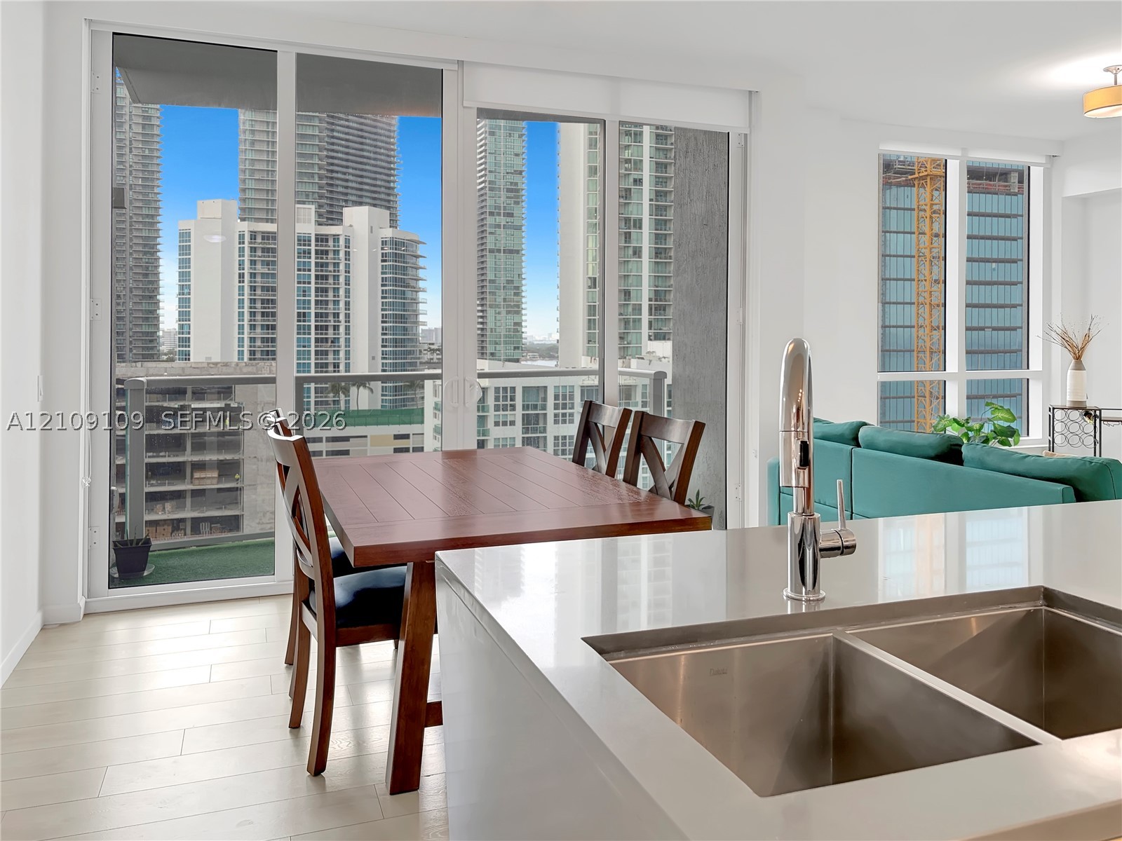 601 NE 27th St #1403, Miami FL 33137