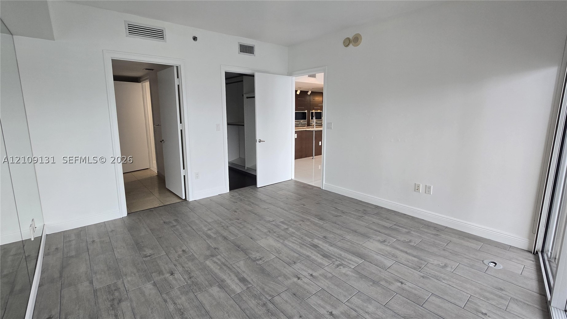 485 Brickell Ave #4103, Miami FL 33131