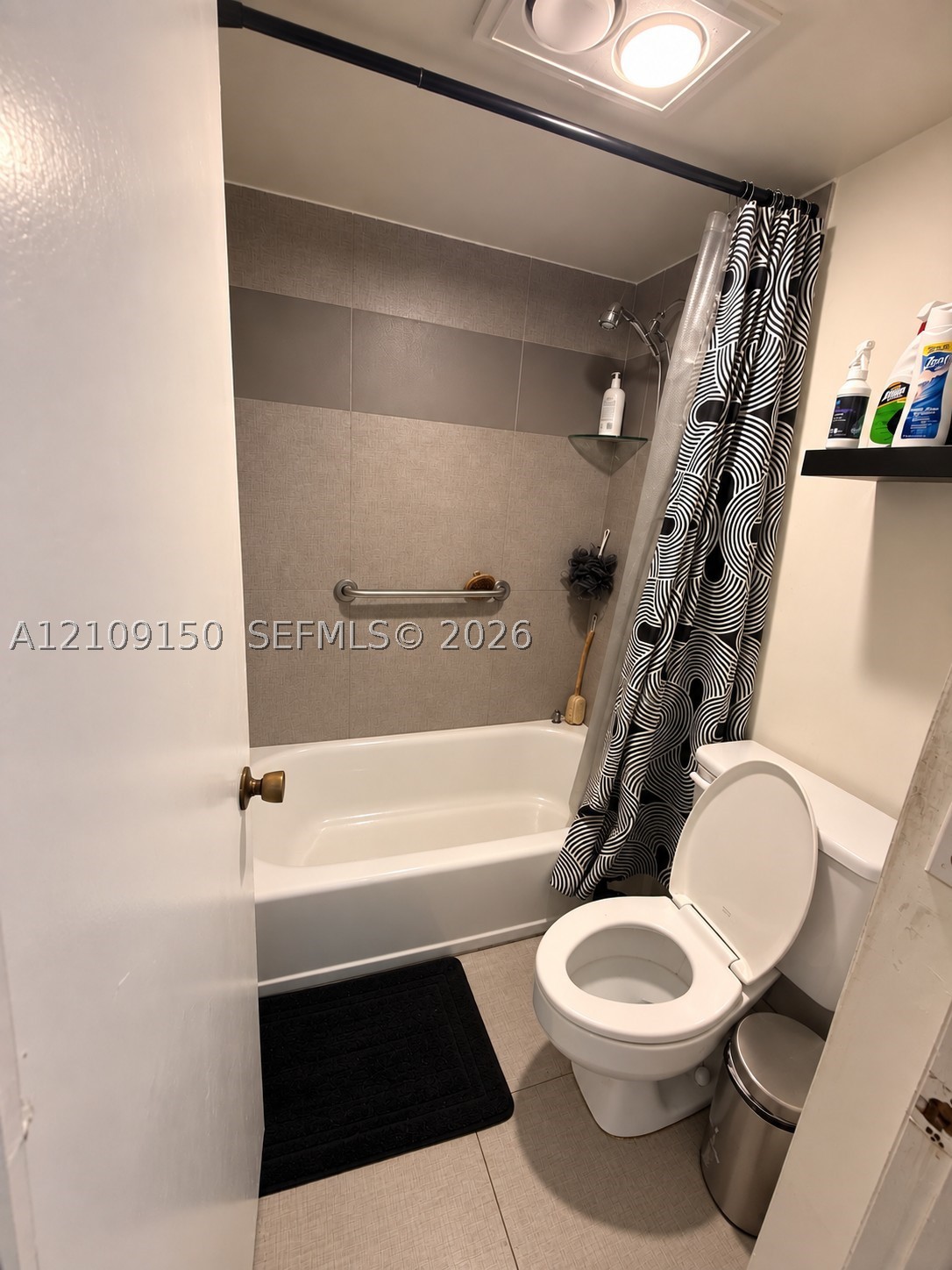 3285 Foxcroft Rd #E206, Miramar FL 33025