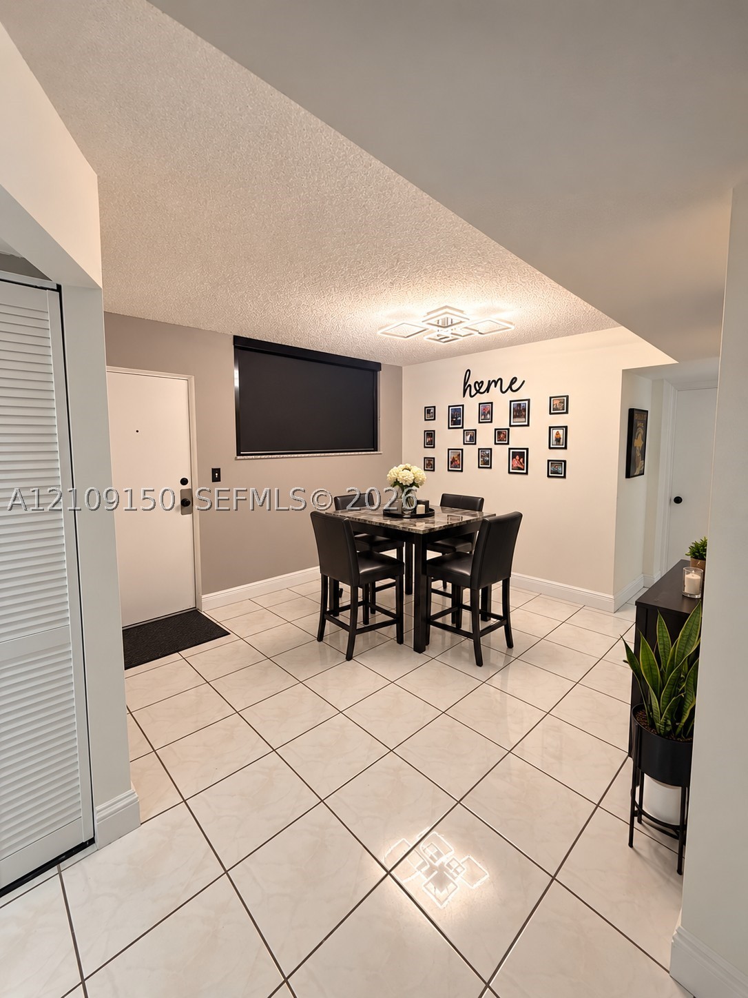 3285 Foxcroft Rd #E206, Miramar FL 33025
