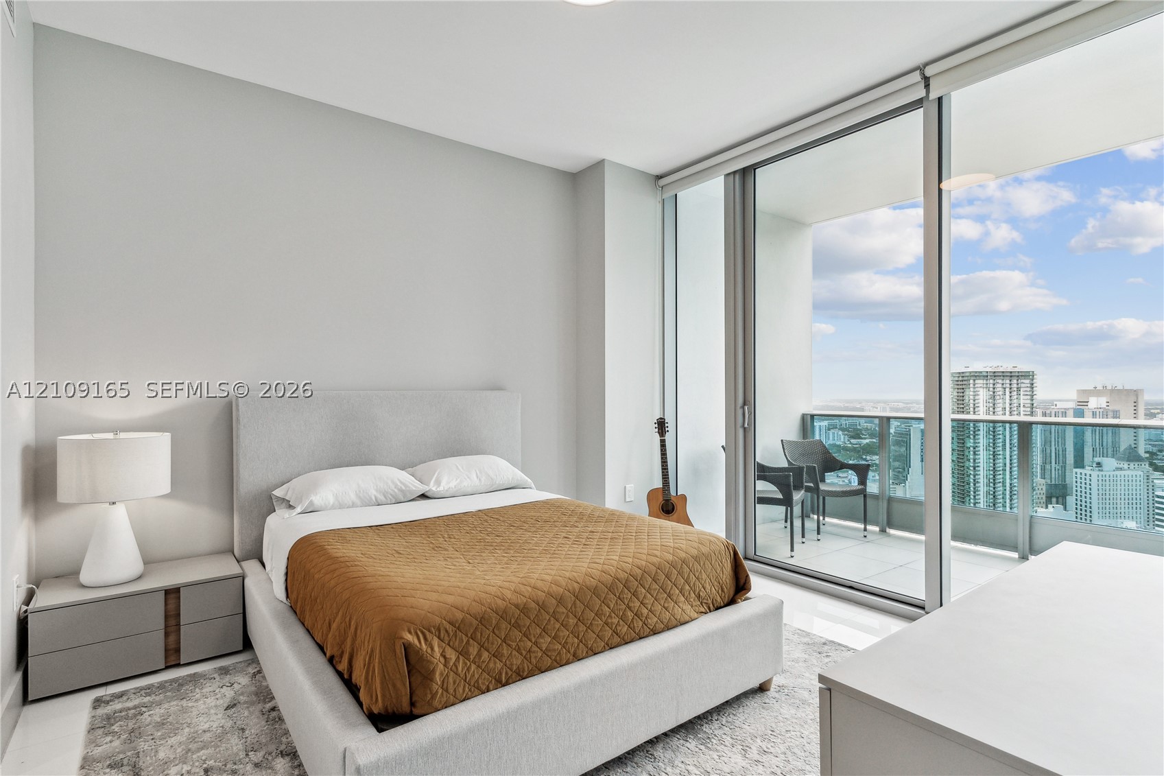 200 Biscayne Boulevard Way #4912, Miami FL 33131
