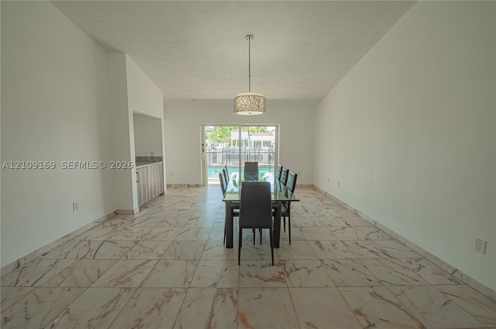 16466 NE 31st Ave, North Miami Beach FL 33160