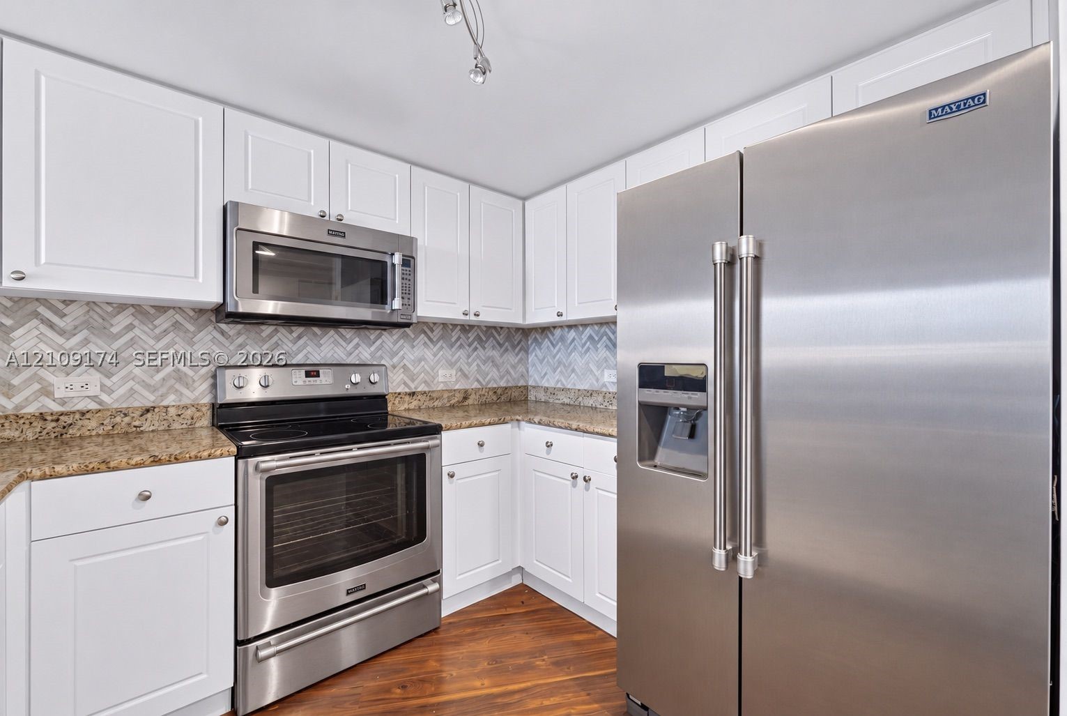 19501 W Country Club Dr #2001, Aventura FL 33180