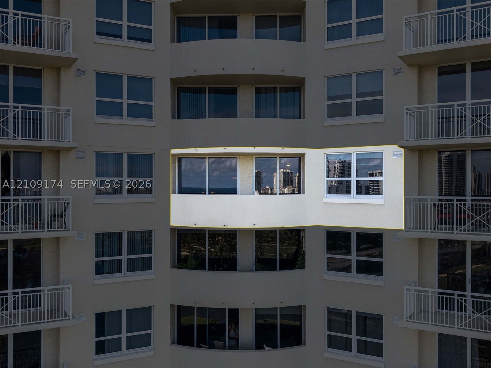 19501 W Country Club Dr #2001, Aventura FL 33180