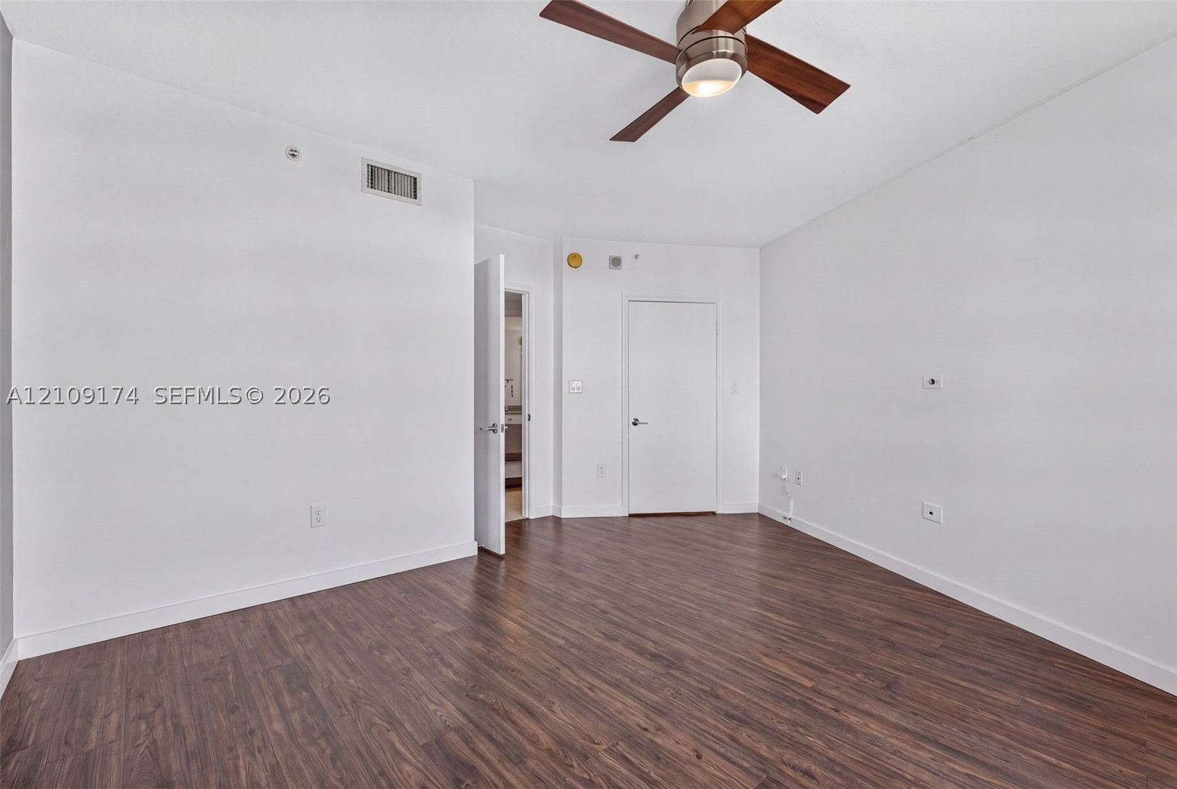 19501 W Country Club Dr #2001, Aventura FL 33180