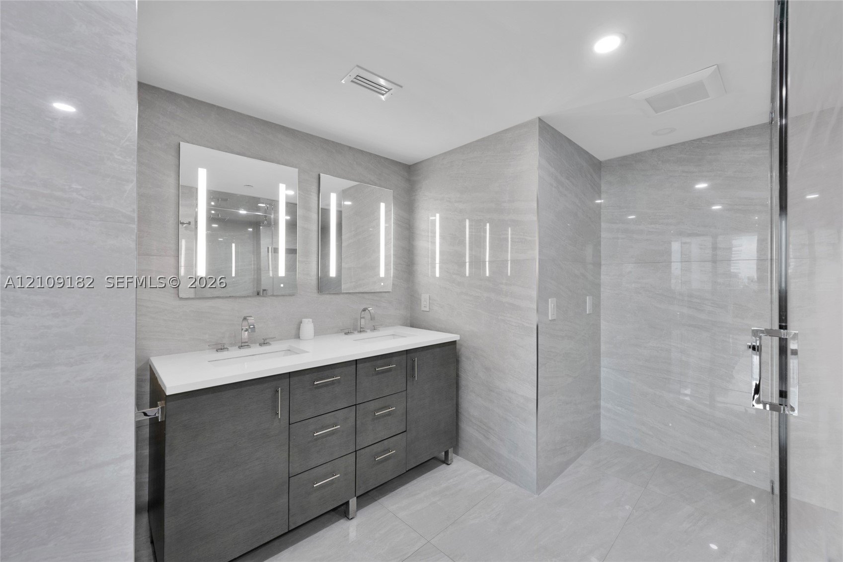 9 Island Ave #714, Miami Beach FL 33139