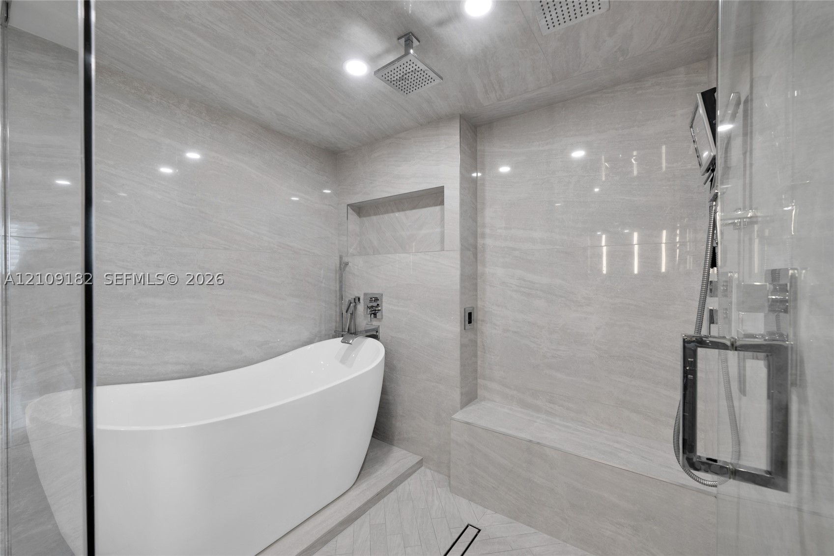 9 Island Ave #714, Miami Beach FL 33139
