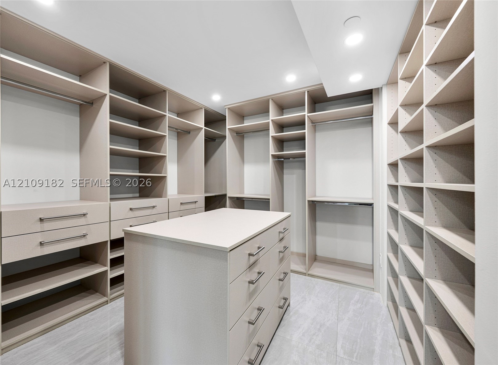 9 Island Ave #714, Miami Beach FL 33139