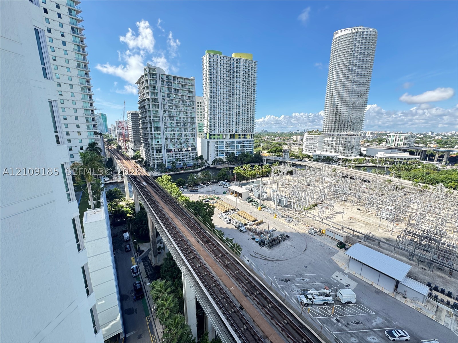 90 SW 3rd St #1612, Miami FL 33130