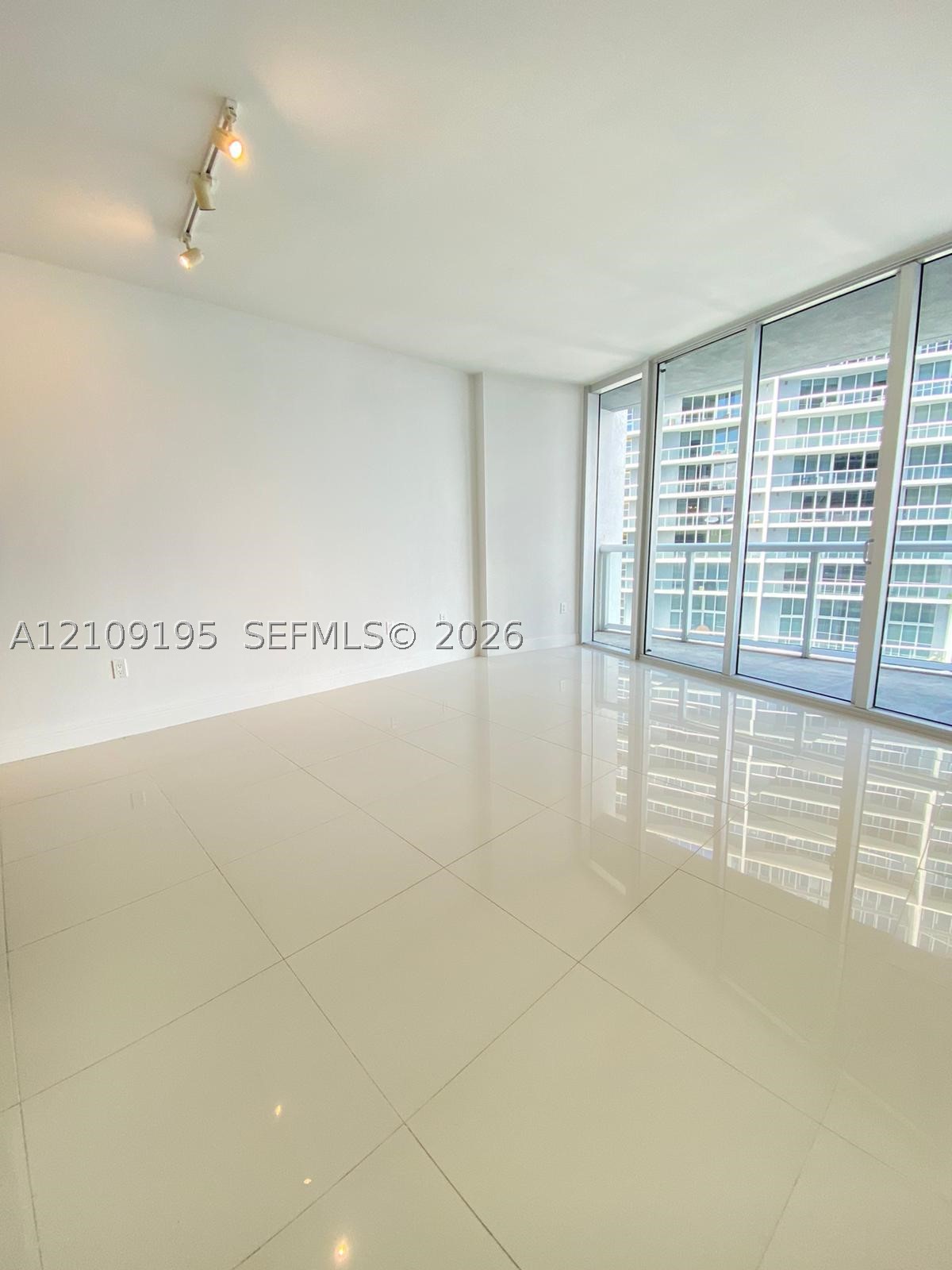 495 Brickell Ave #4408, Miami FL 33131
