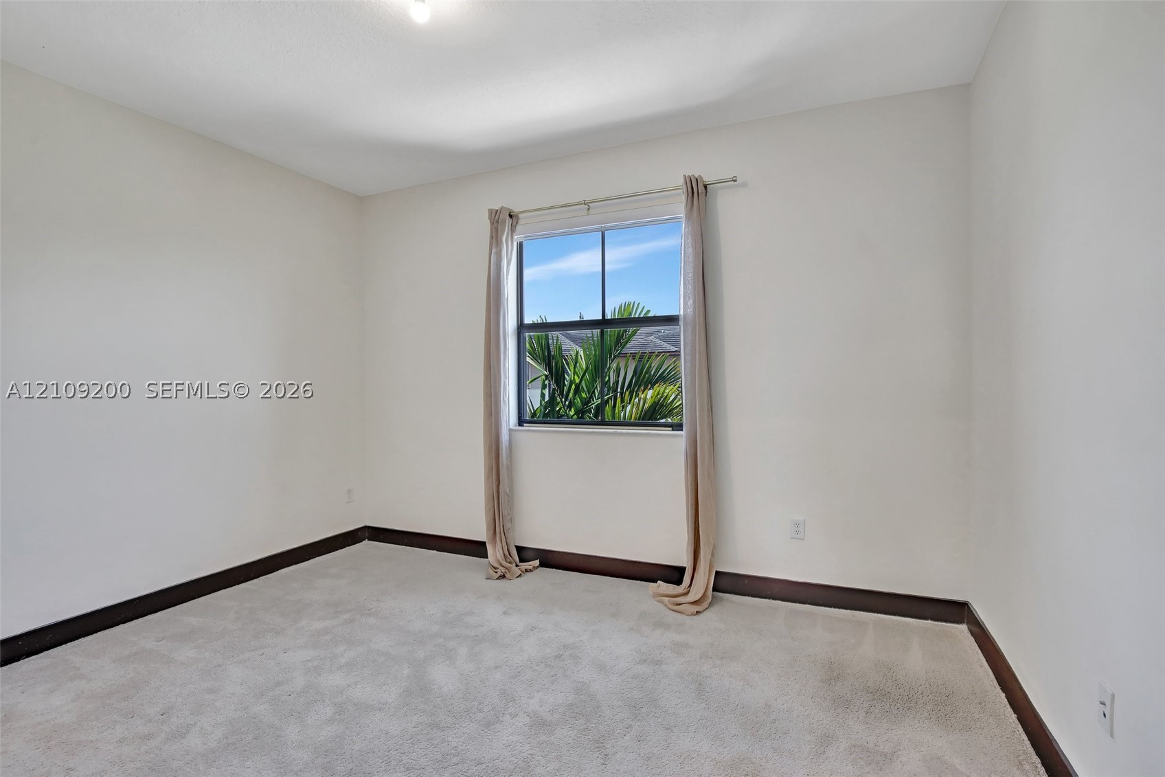 16011 NW 91st Ct, Miami Lakes FL 33018