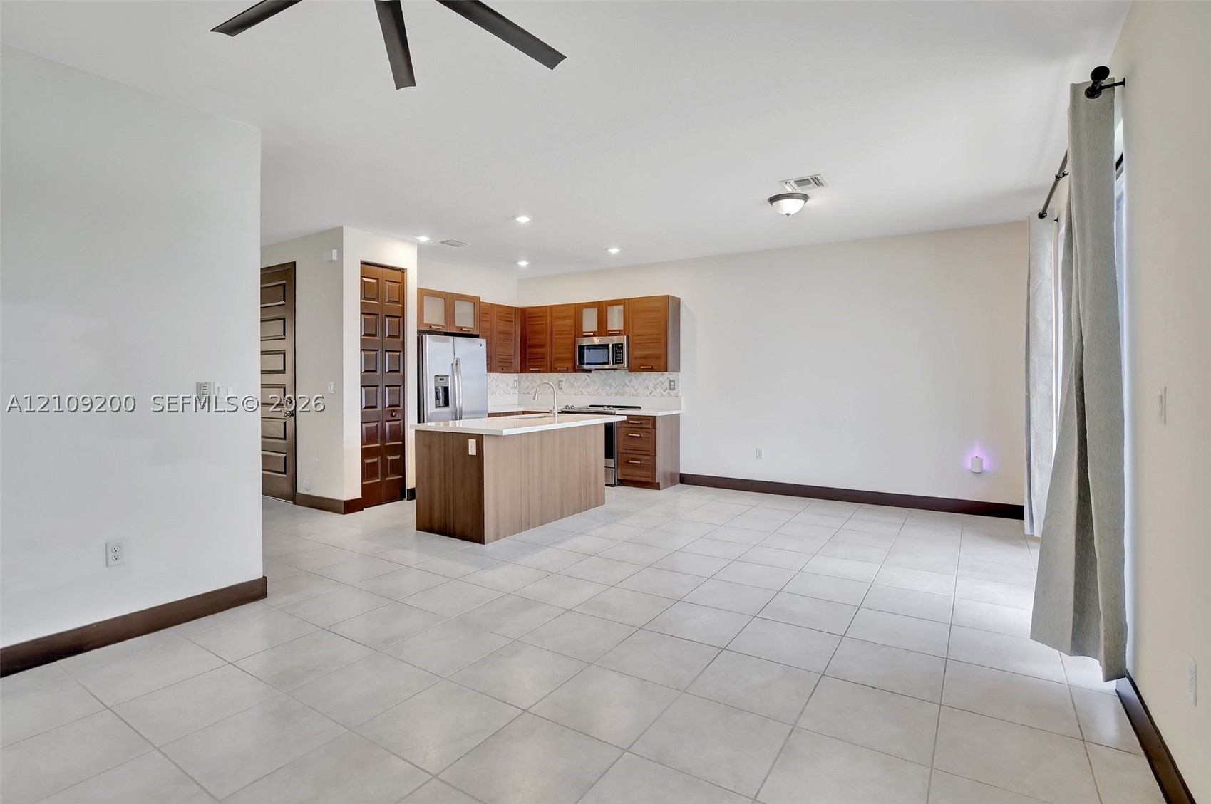 16011 NW 91st Ct, Miami Lakes FL 33018