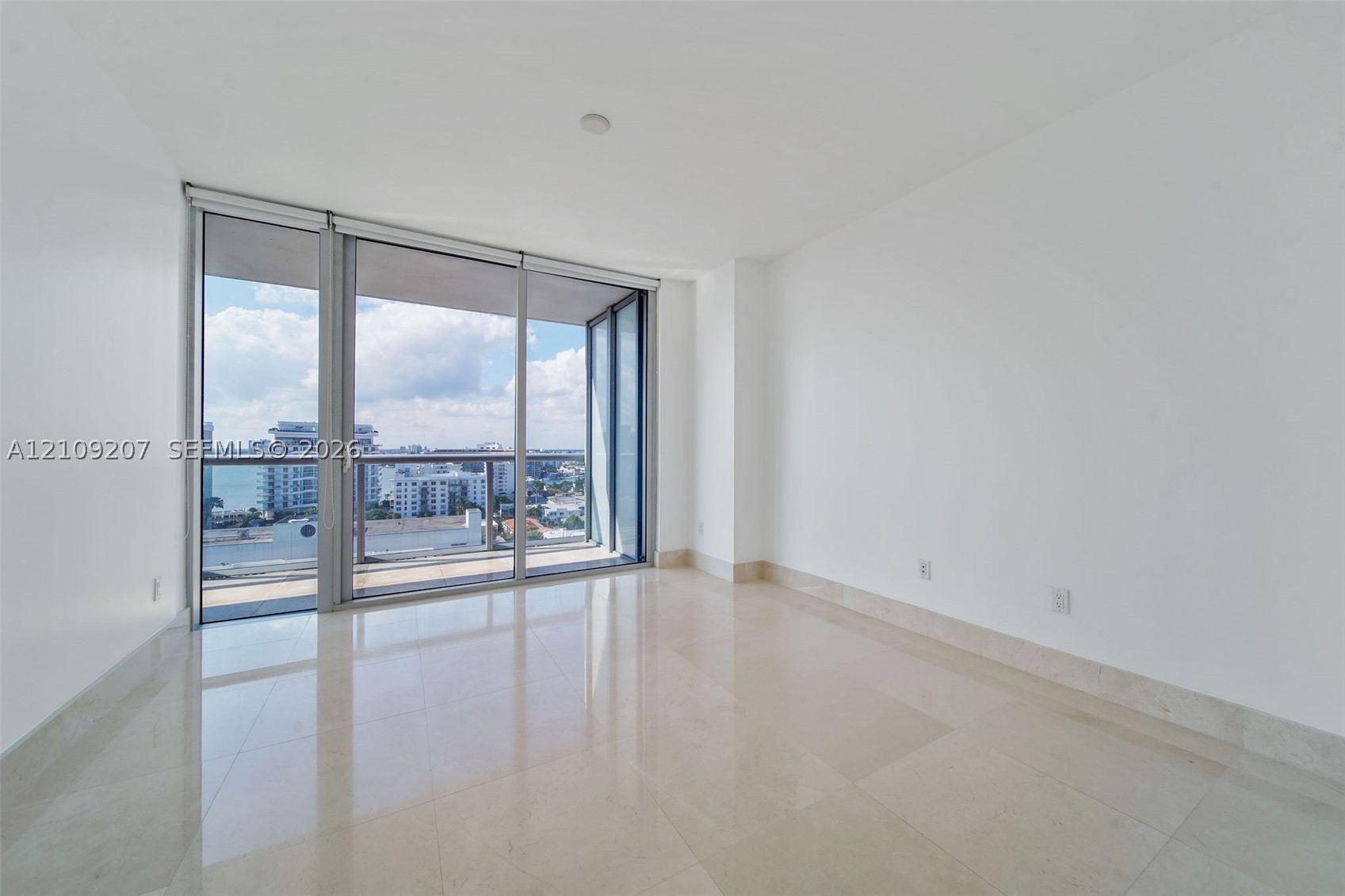 6799 Collins Ave #1101, Miami Beach FL 33141