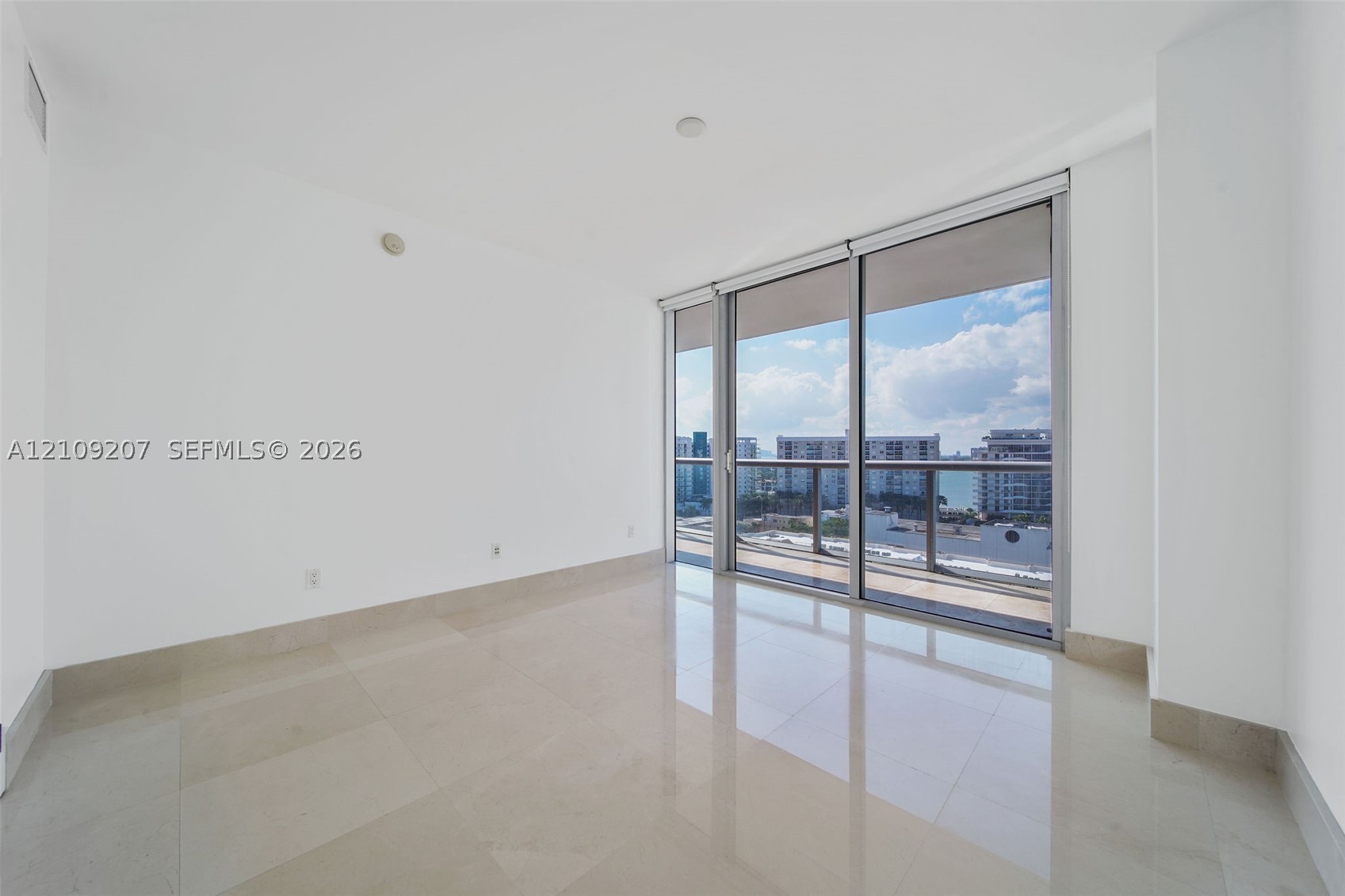 6799 Collins Ave #1101, Miami Beach FL 33141