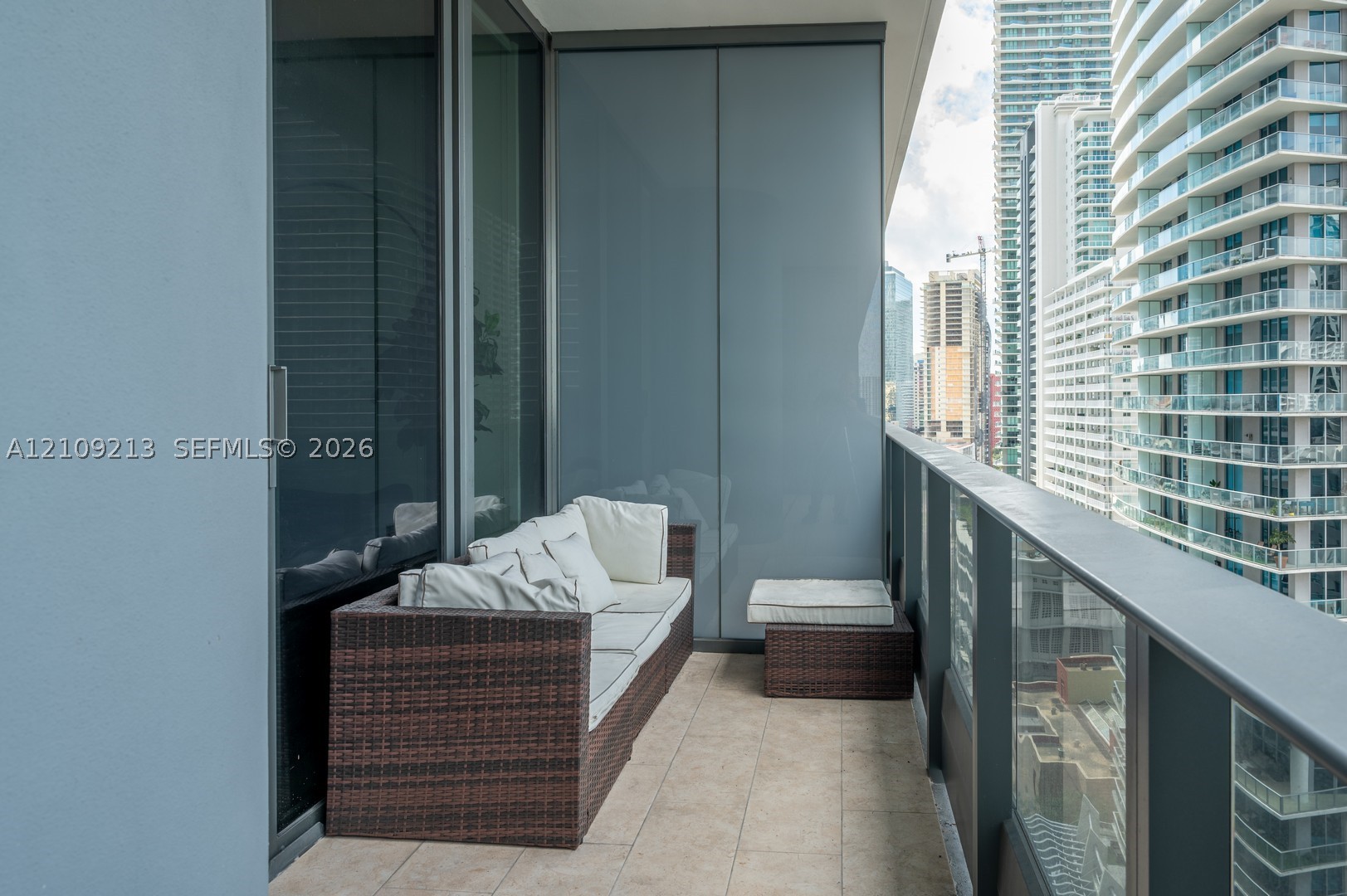1000 Brickell Plz #1806, Miami FL 33131