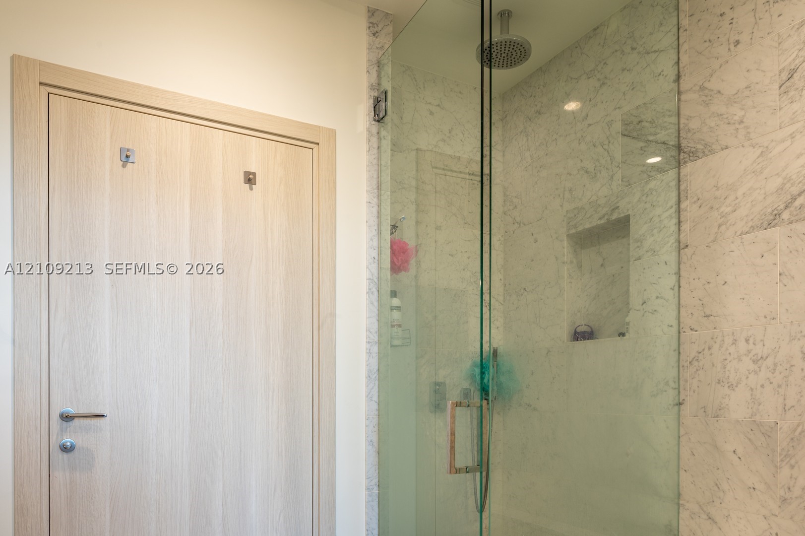 1000 Brickell Plz #1806, Miami FL 33131
