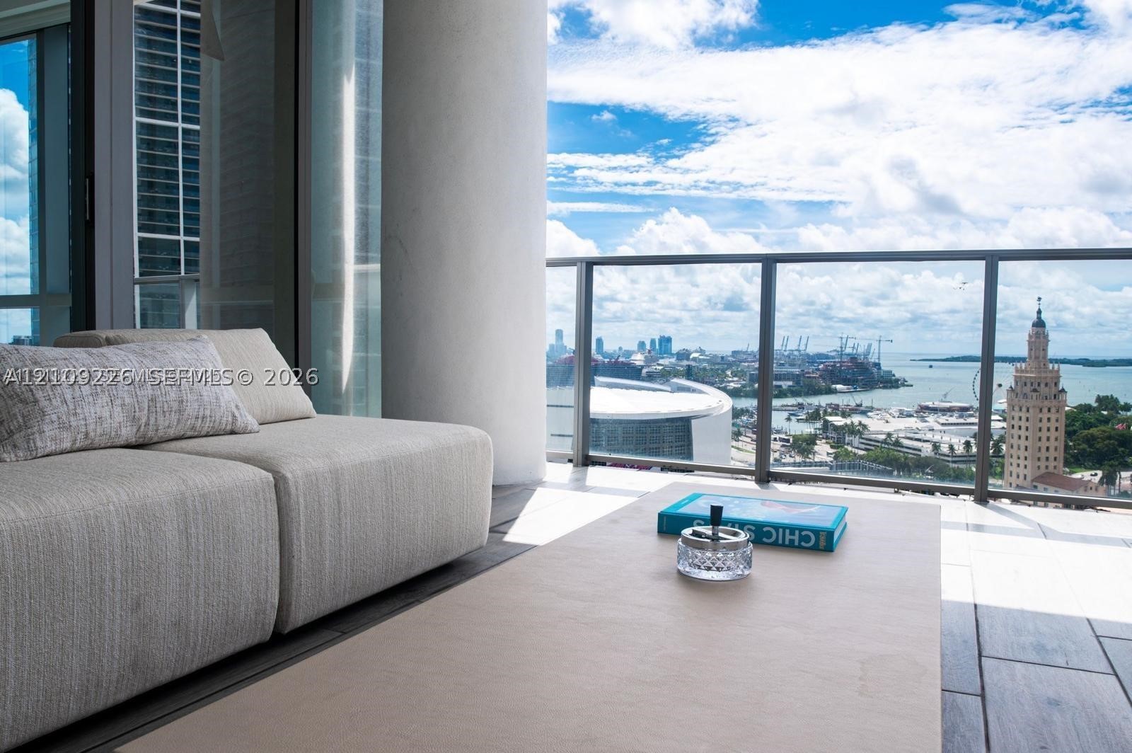 851 NE 1st Ave #1811, Miami FL 33132
