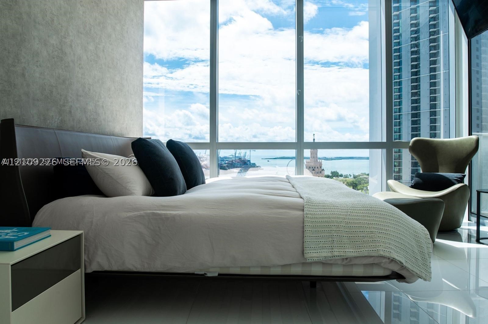 851 NE 1st Ave #1811, Miami FL 33132