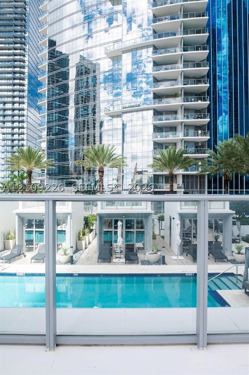 851 NE 1st Ave #1811, Miami FL 33132