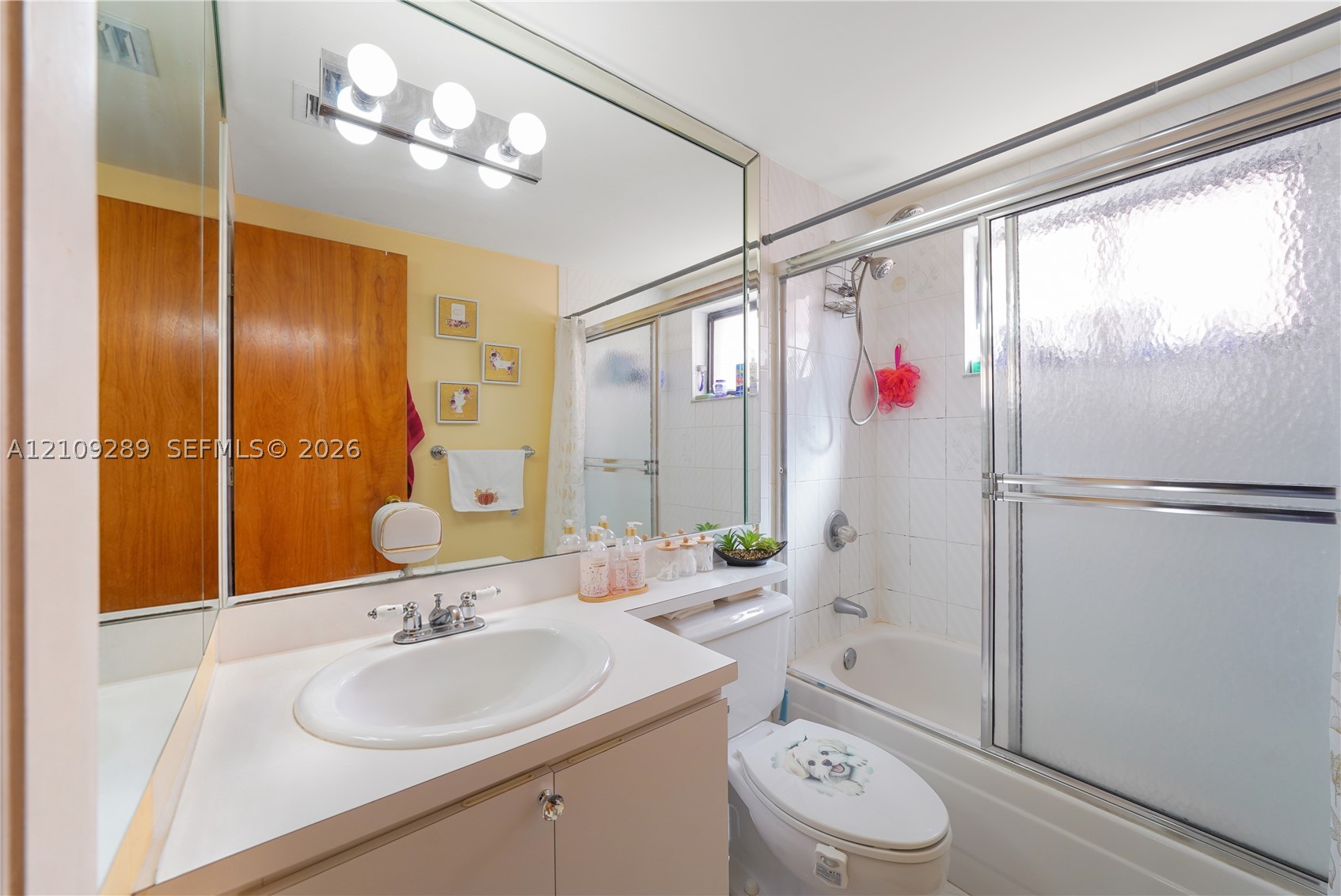 10241 NW 125th St, Hialeah Gardens FL 33018