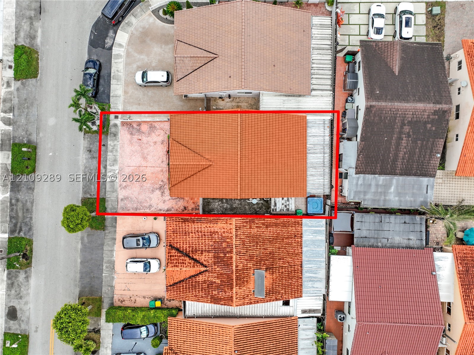 10241 NW 125th St, Hialeah Gardens FL 33018