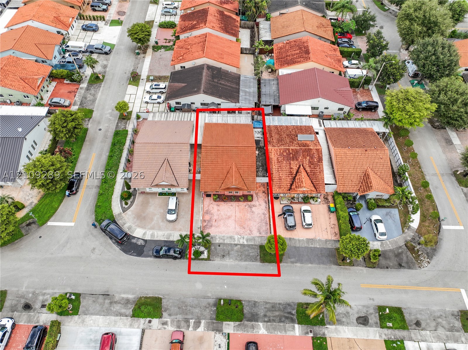 10241 NW 125th St, Hialeah Gardens FL 33018