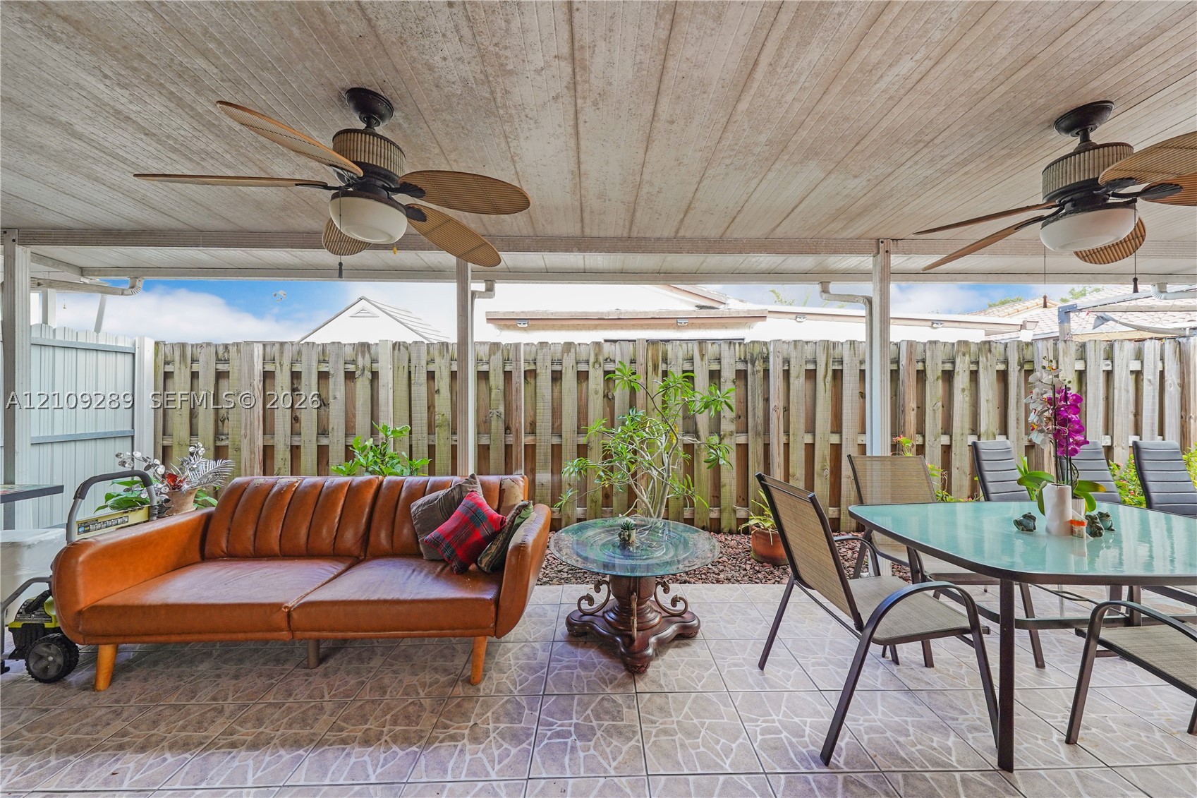 10241 NW 125th St, Hialeah Gardens FL 33018