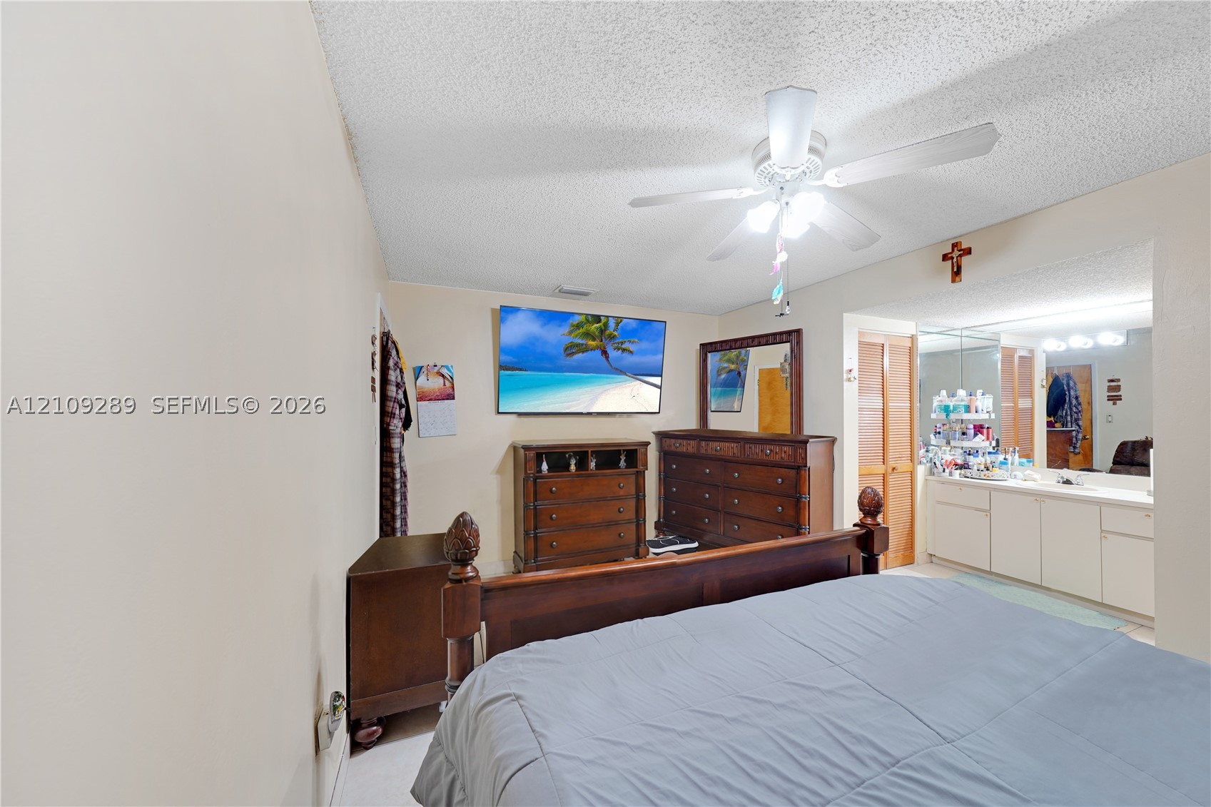 10241 NW 125th St, Hialeah Gardens FL 33018