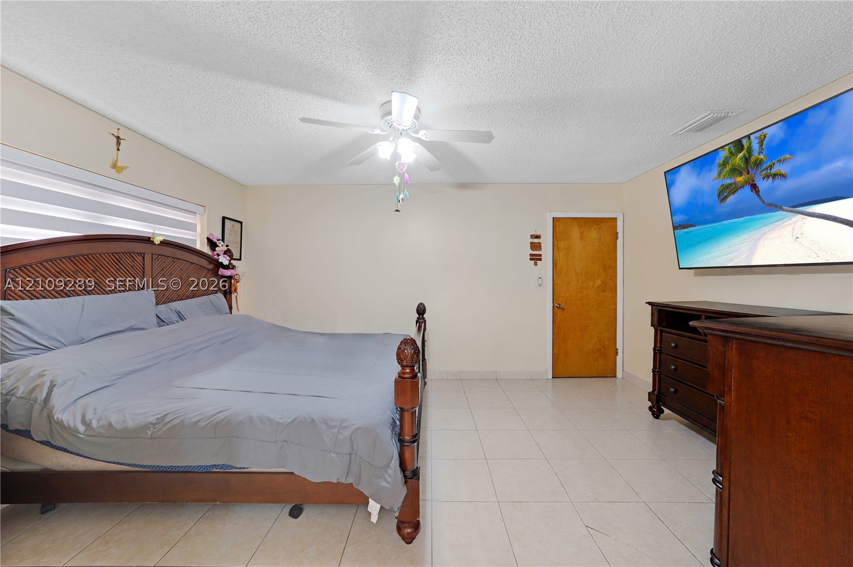 10241 NW 125th St, Hialeah Gardens FL 33018