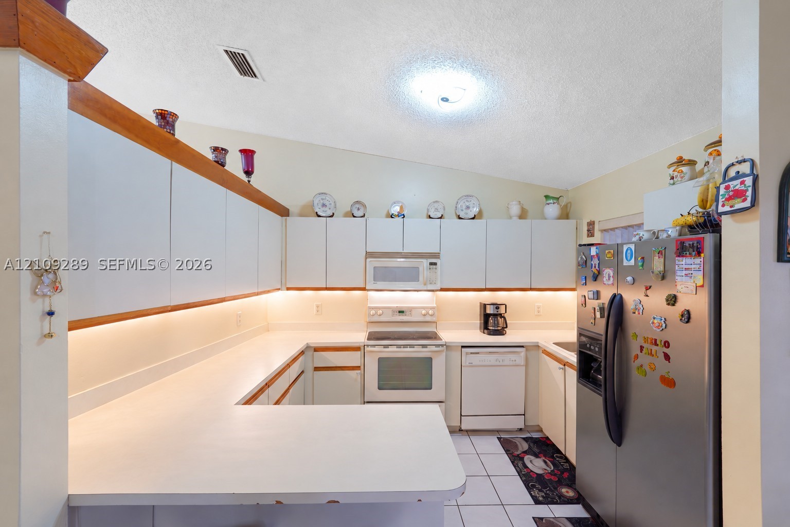 10241 NW 125th St, Hialeah Gardens FL 33018