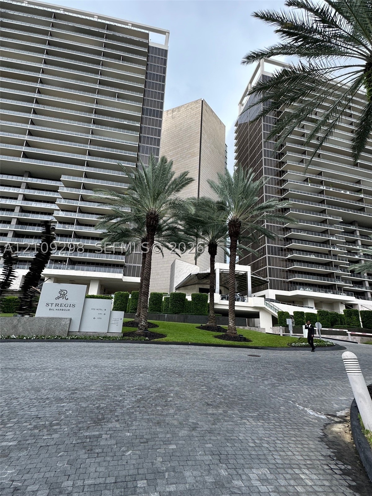 9703 Collins Ave #400, Bal Harbour FL 33154