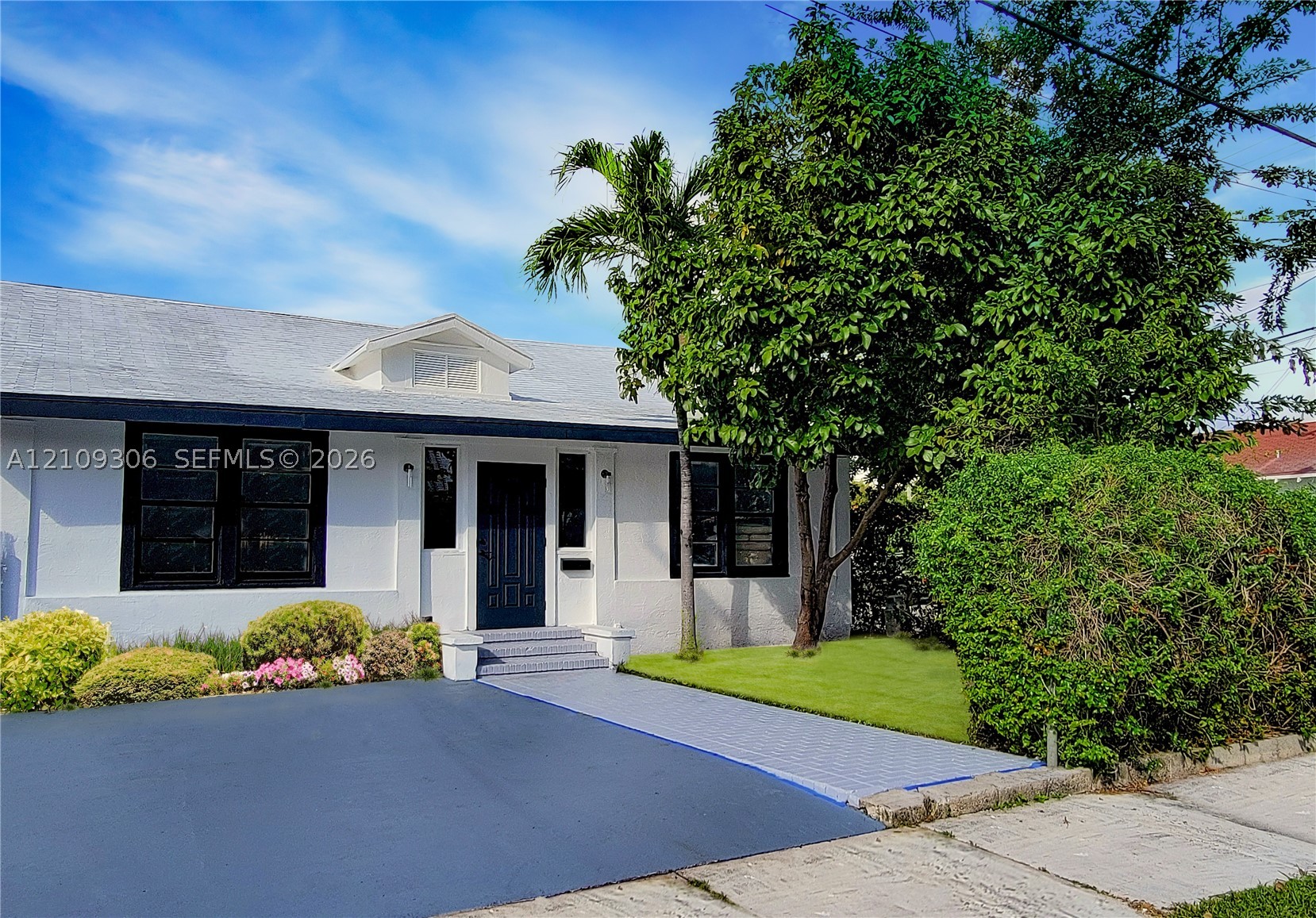 900 SW 8th Ct #Front, Miami FL 33130