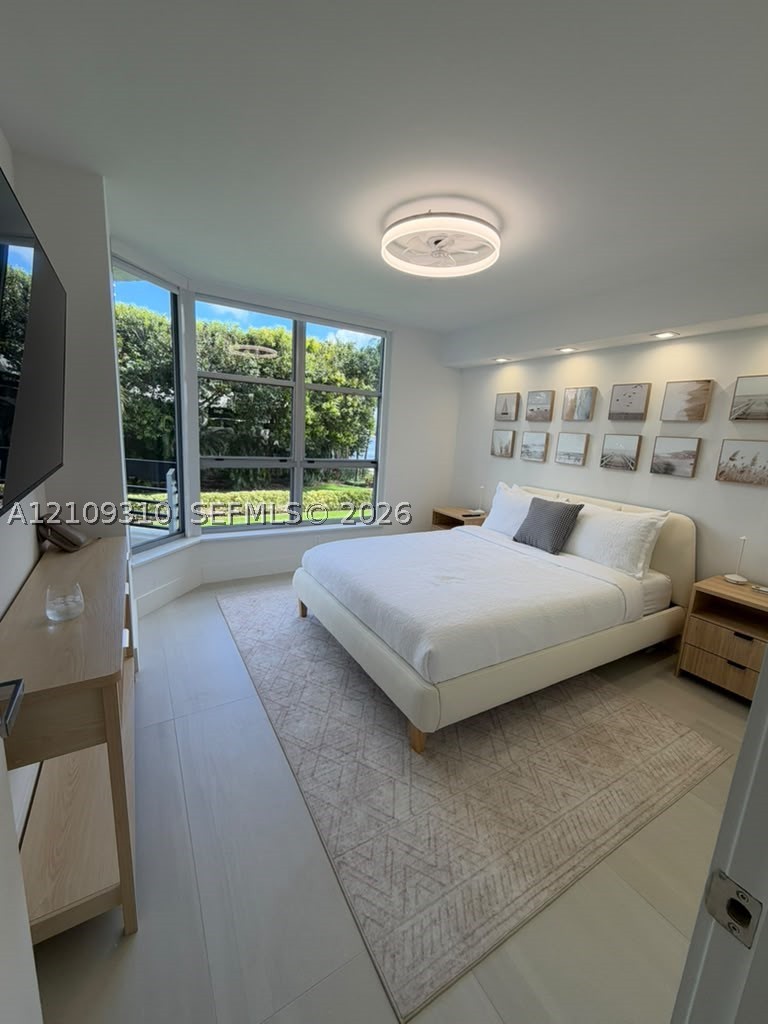 Aventura FL 33180 - A12109310